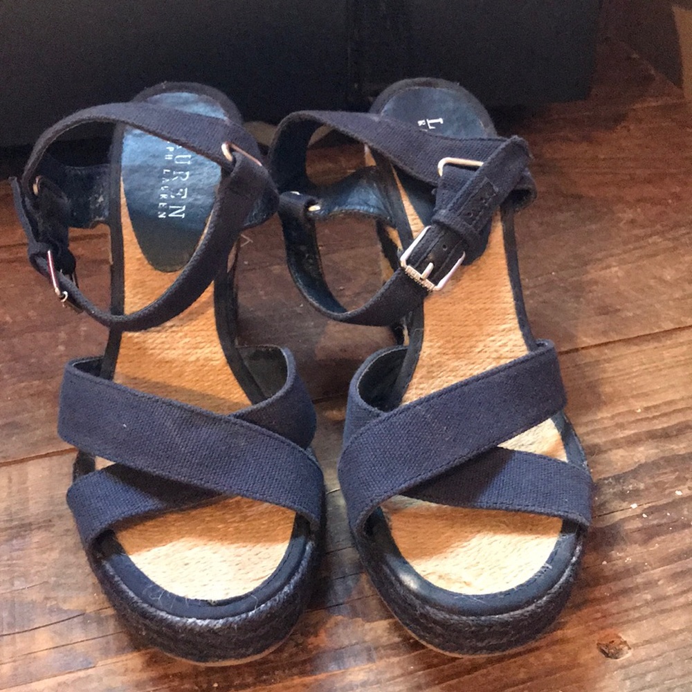 Striped wedges |